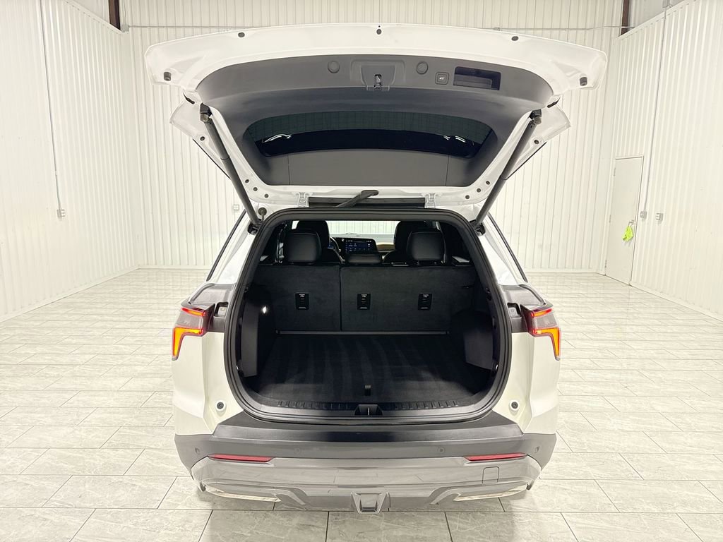 Used 2025 Chevrolet Equinox ACTIV image 27