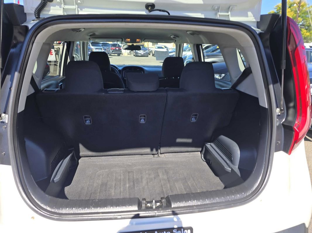Used 2020 Kia Soul LX image 36