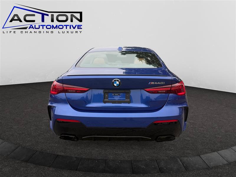 Used 2025 BMW M440i Coupe w/ Premium Package RWD image 7