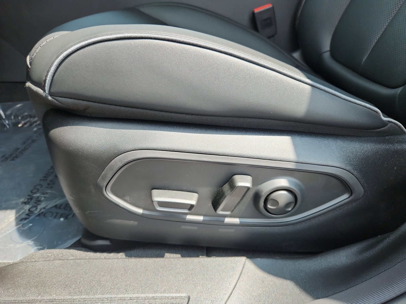 New 2025 Jeep Wagoneer S Limited image 14