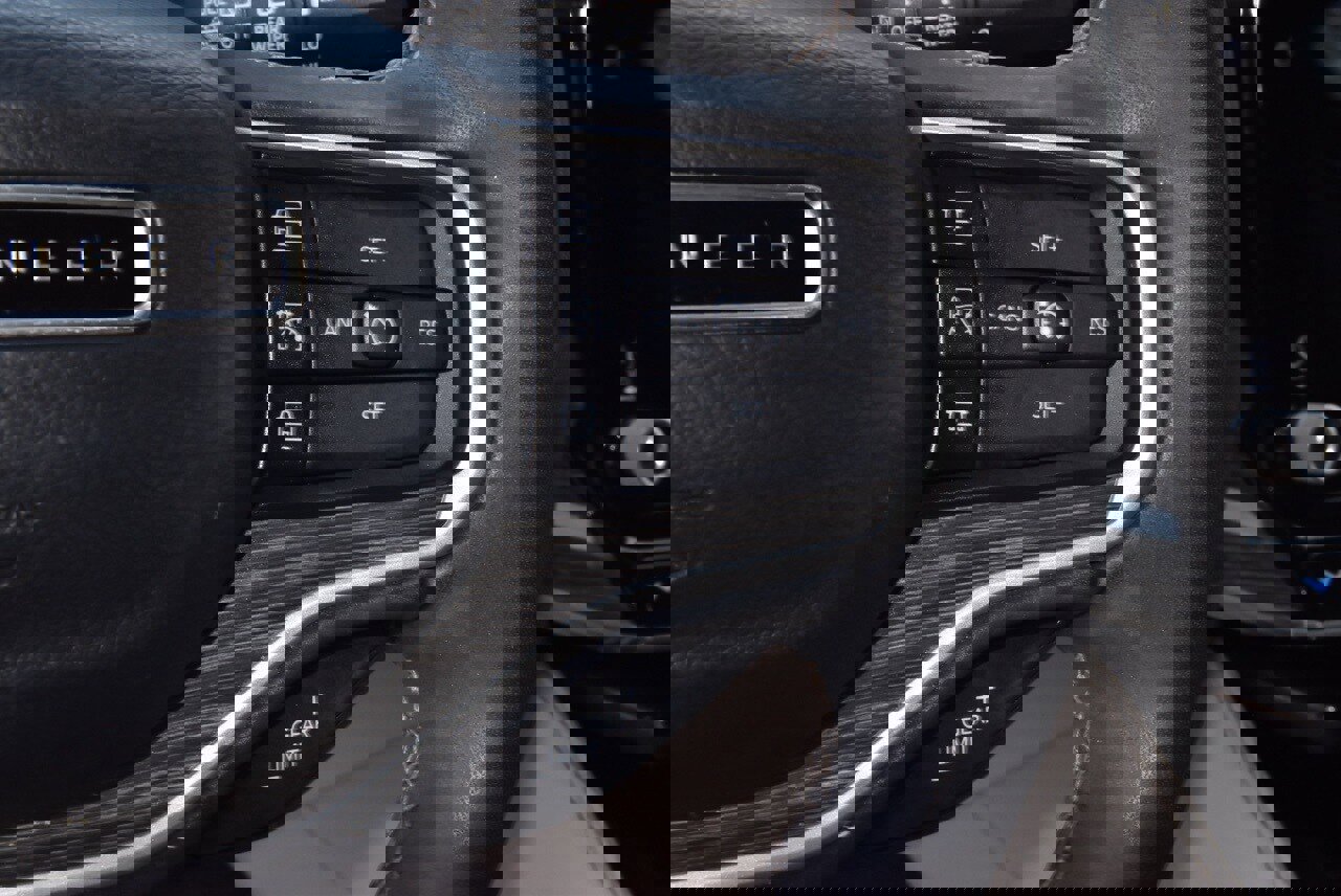 Used 2022 Jeep Wagoneer Series III w/ Premium Group I image 26