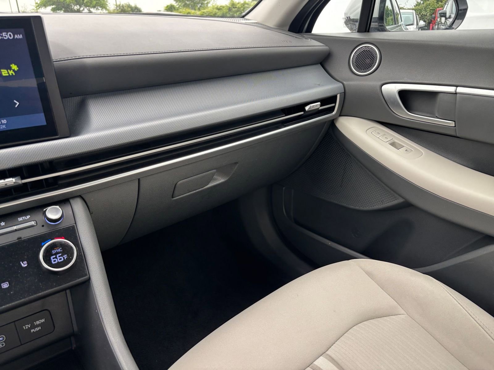 Used 2025 Hyundai Sonata SEL FWD image 35