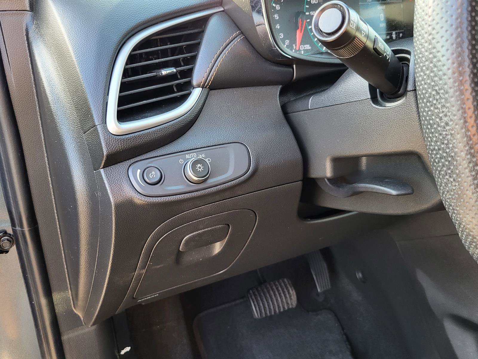 Used 2021 Chevrolet Trax LT image 19