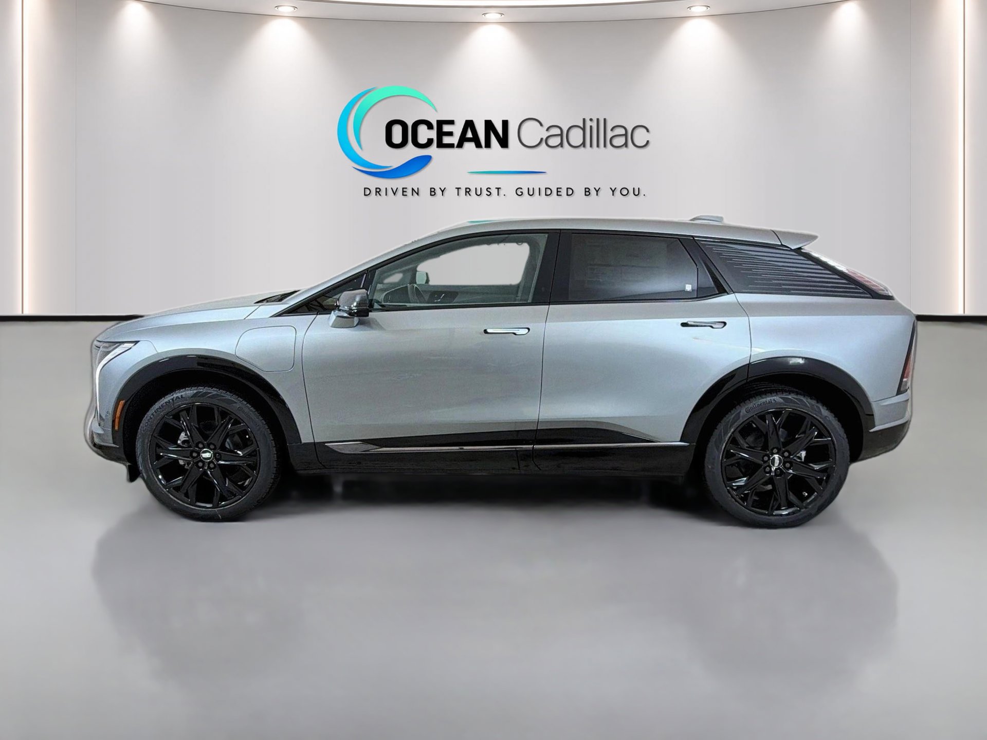 New 2027 Cadillac Optiq Sport w/ LPO, ONYX Package AWD/4WD image 2