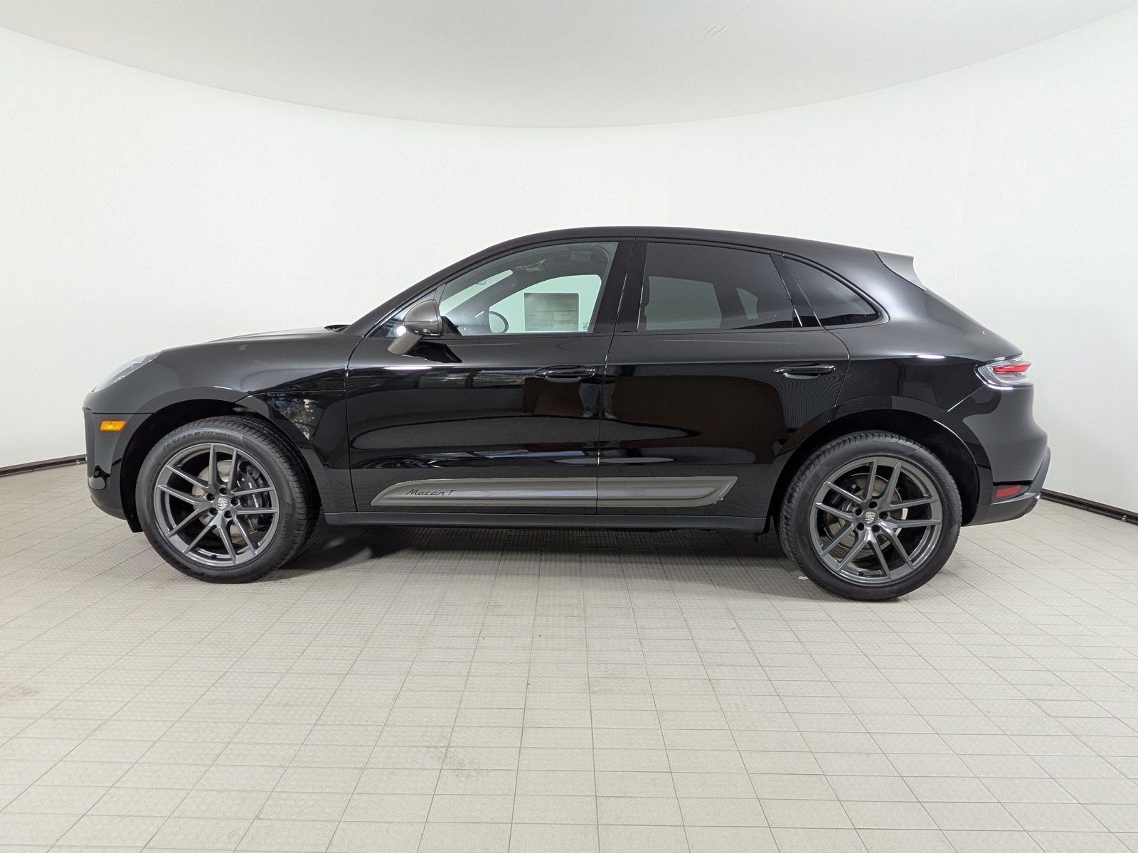 New 2026 Porsche Macan Turbo AWD/4WD video 2