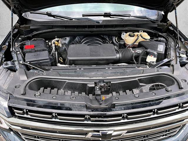 Used 2021 Chevrolet Suburban RST w/ Luxury Package AWD/4WD image 11