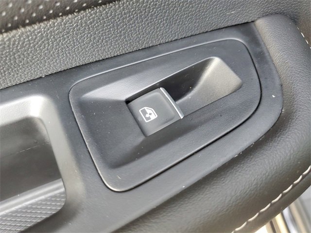 Certified 2024 Volkswagen Atlas Cross Sport SE w/ Panoramic Sunroof Package image 14