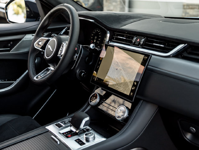 New 2026 Jaguar F-PACE SVR AWD/4WD image 39