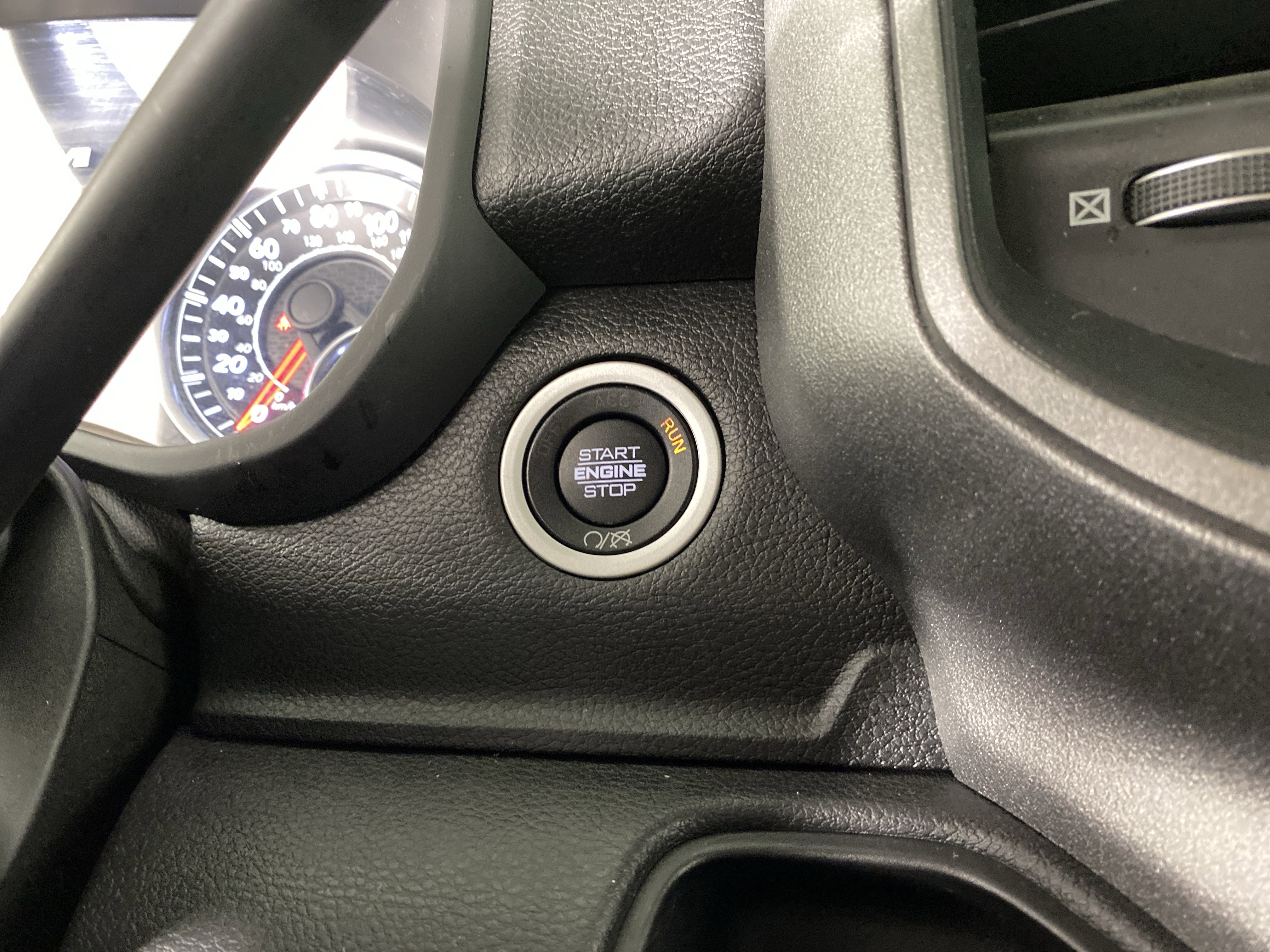 Used 2020 RAM 3500 Tradesman image 24