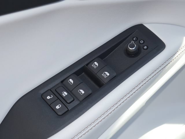 New 2026 Jeep Cherokee Overland AWD/4WD image 16