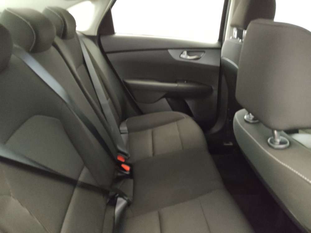 Used 2021 Kia Forte LXS FWD image 19
