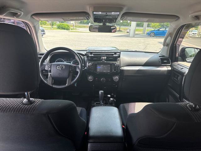Used 2015 Toyota 4Runner Trail AWD/4WD image 24