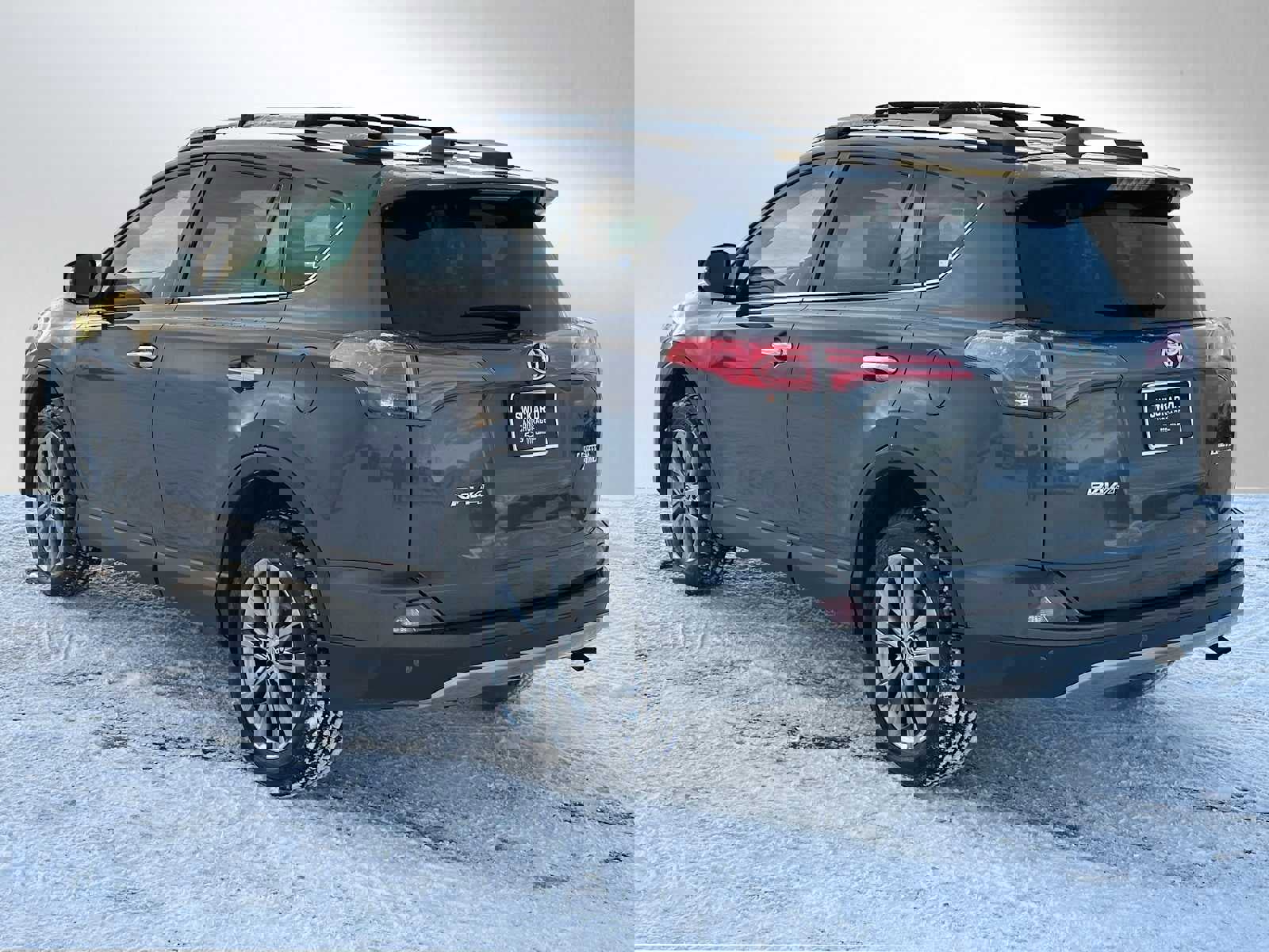 Used 2017 Toyota RAV4 Limited image 5