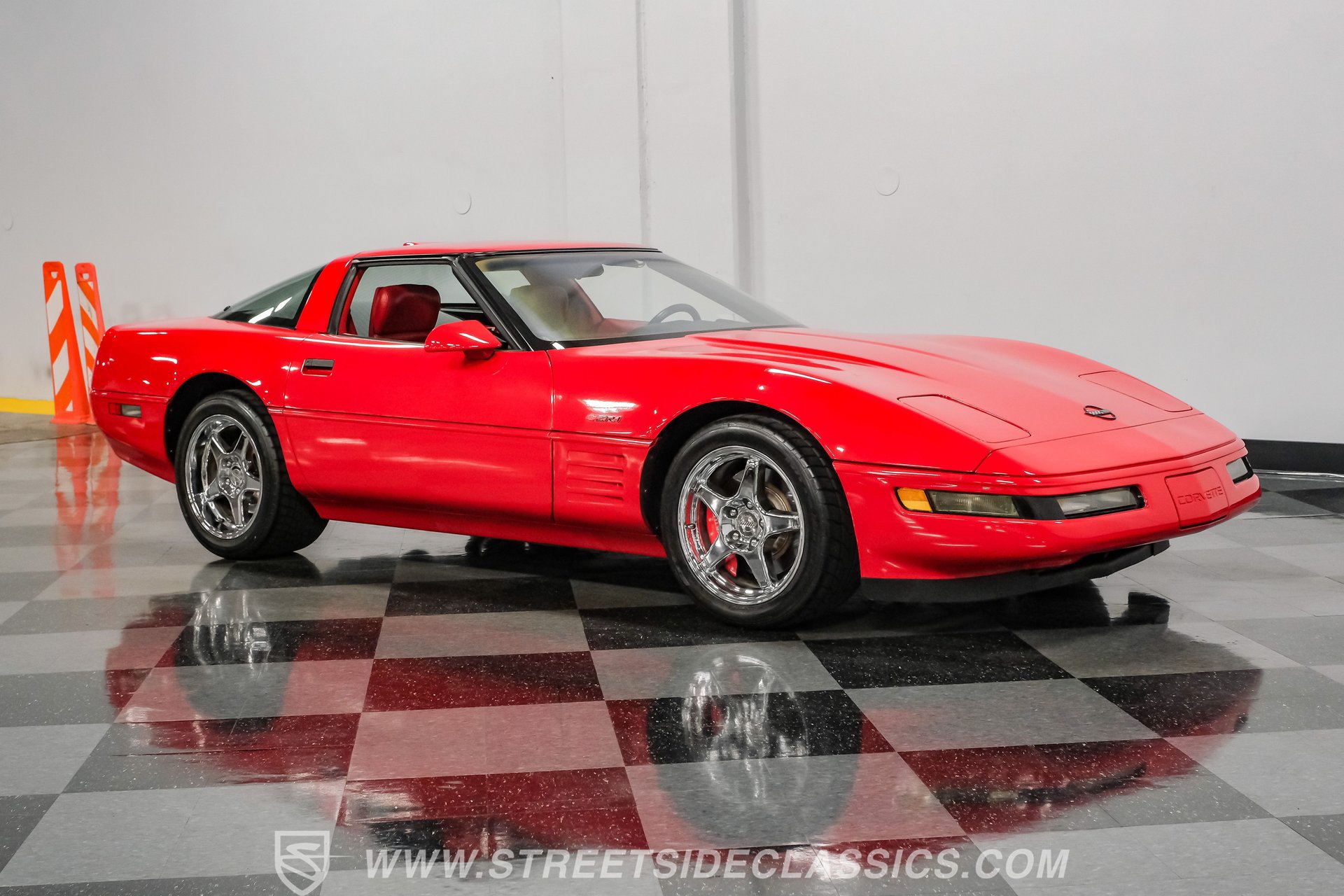 Used 1991 Chevrolet Corvette ZR-1 RWD image 17