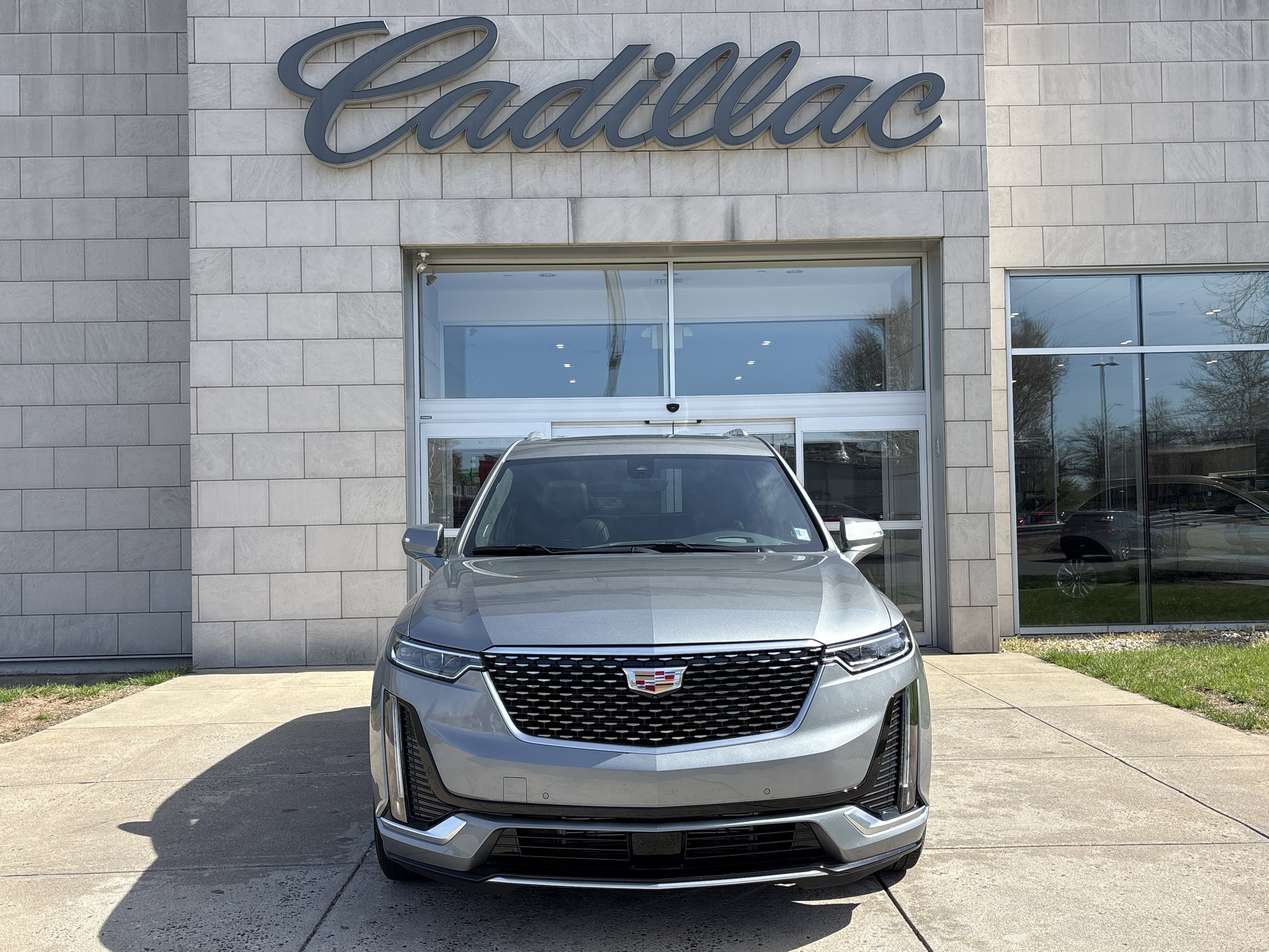 Used 2024 Cadillac XT6 Premium Luxury w/ Platinum Package image 13