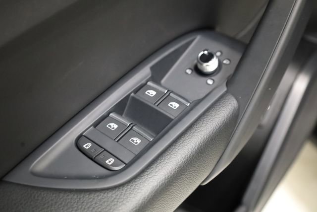 Used 2024 Audi Q5 2.0T Premium w/ Convenience Package image 18