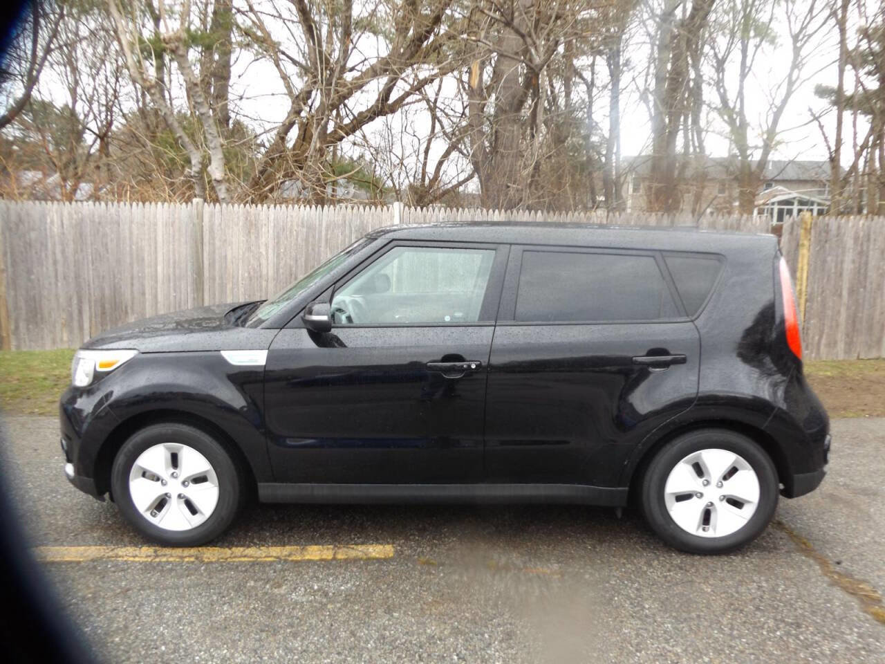 Used 2016 Kia Soul EV FWD image 2