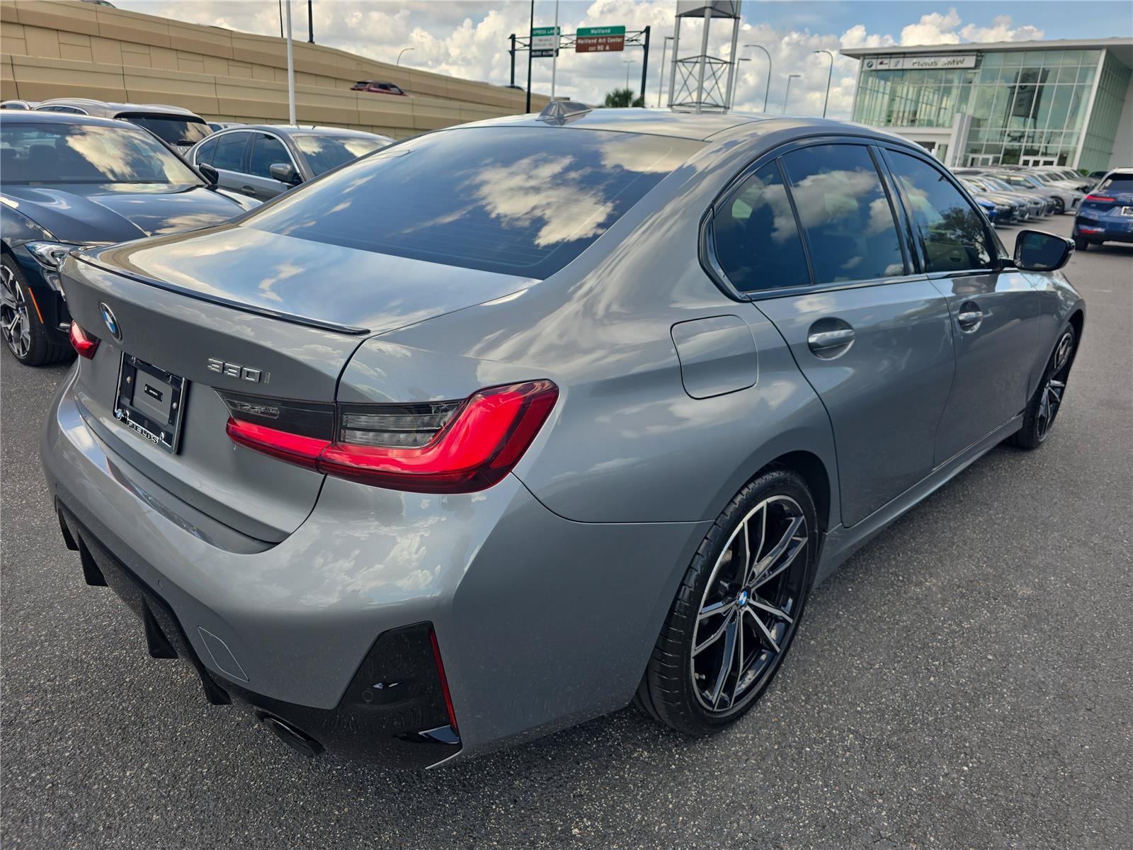 Certified 2024 BMW 330i xDrive Sedan w/ M Sport Package AWD/4WD image 3