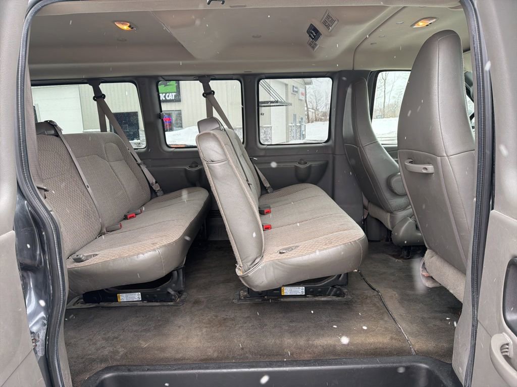 Used 2017 Chevrolet Express 2500 LS image 22