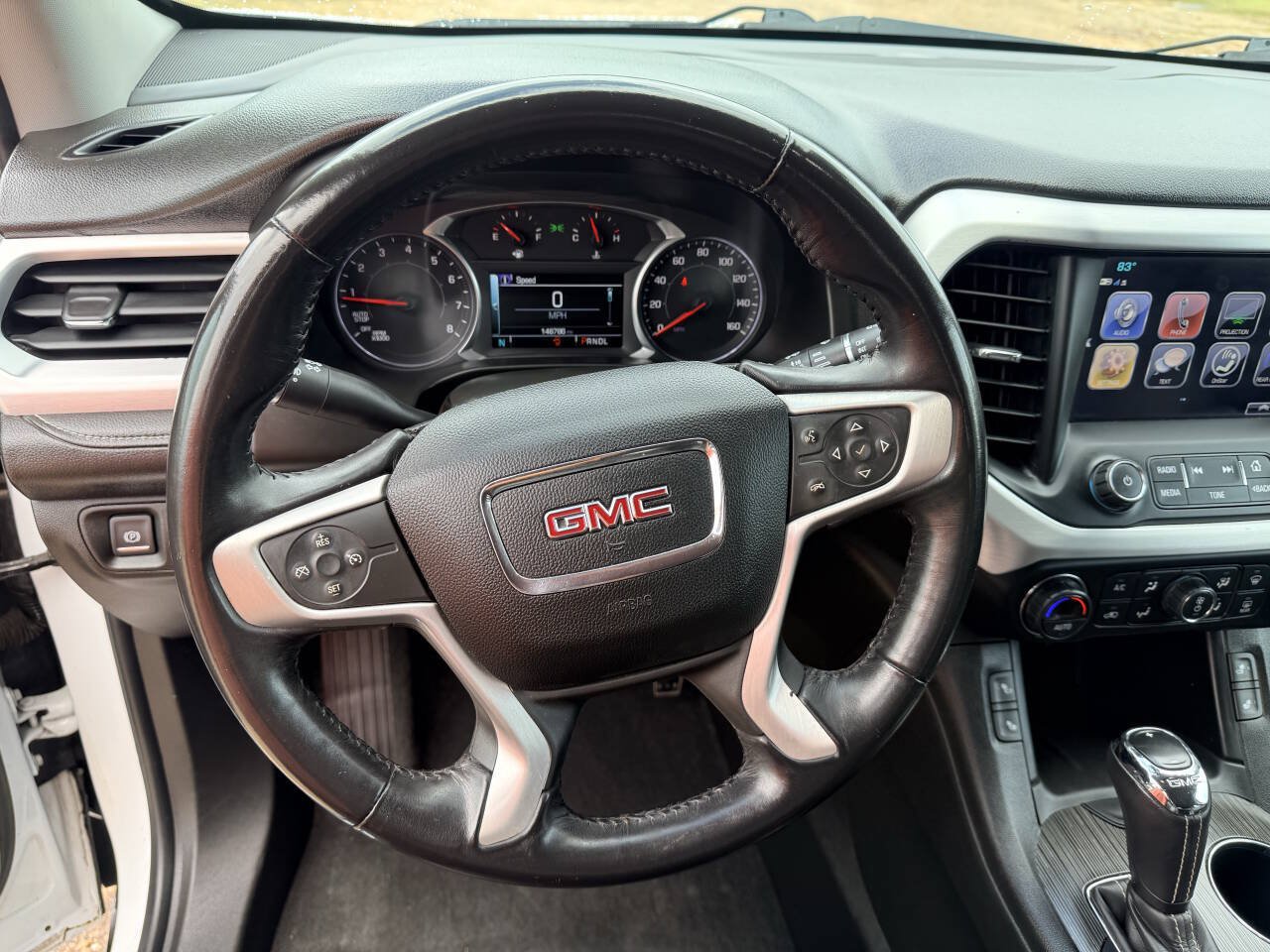 Used 2019 GMC Acadia SLT FWD image 18