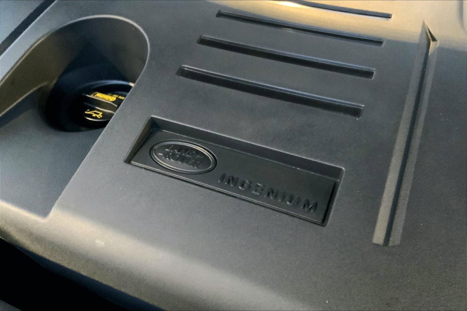 Used 2024 Land Rover Range Rover SE image 32