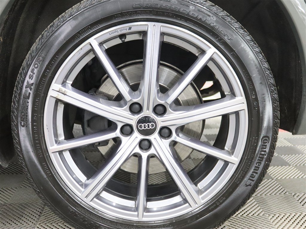 Used 2023 Audi SQ5 Prestige w/ Prestige Package AWD/4WD image 39