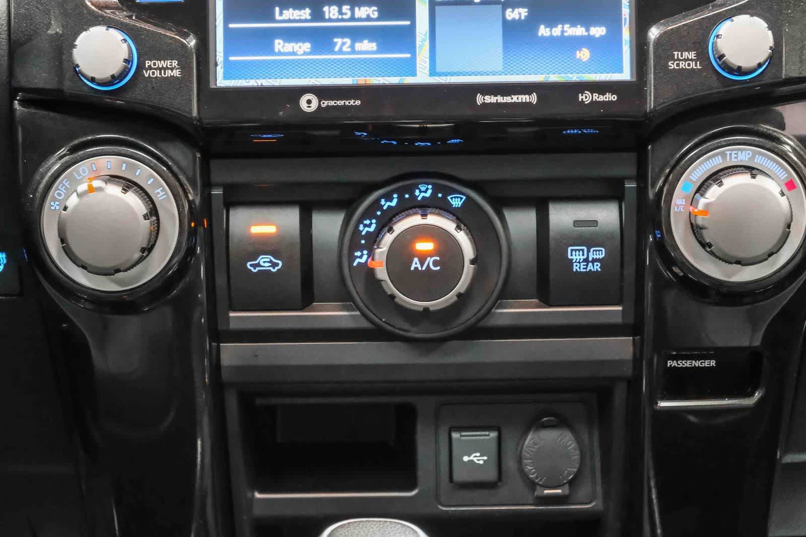 Used 2023 Toyota 4Runner TRD Off-Road Premium w/ Moonroof Package AWD/4WD image 19