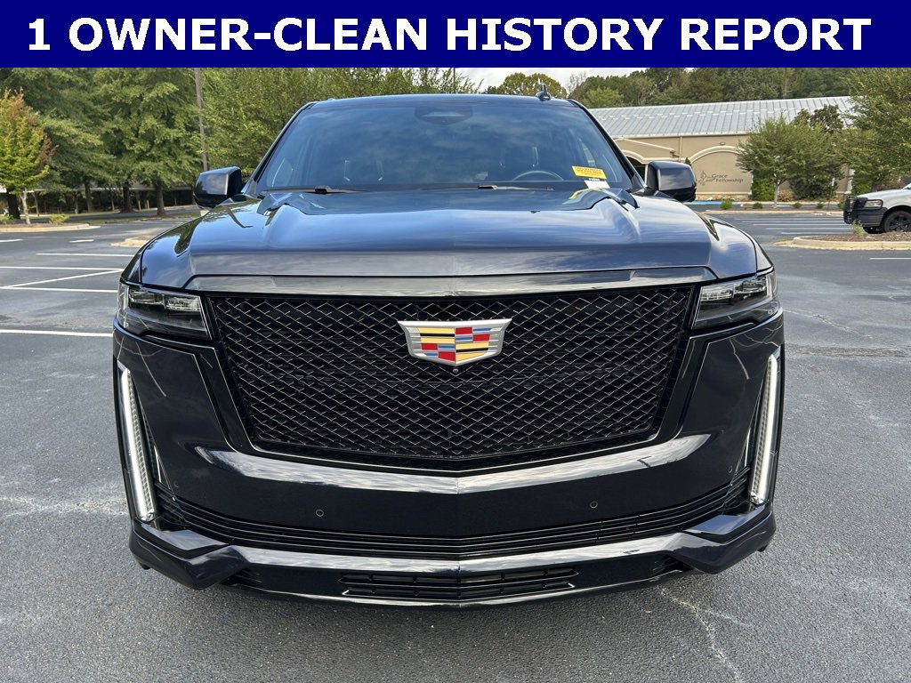 Used 2024 Cadillac Escalade Sport Platinum w/ Heavy-Duty Trailer Package image 15