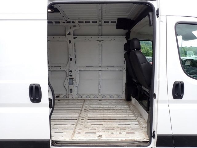 Used 2024 RAM ProMaster 2500 FWD image 8