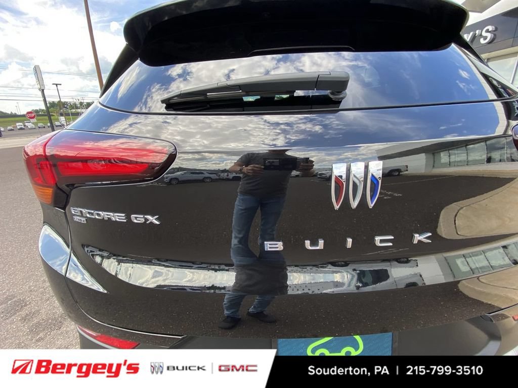 Certified 2024 Buick Encore GX Preferred AWD/4WD image 36