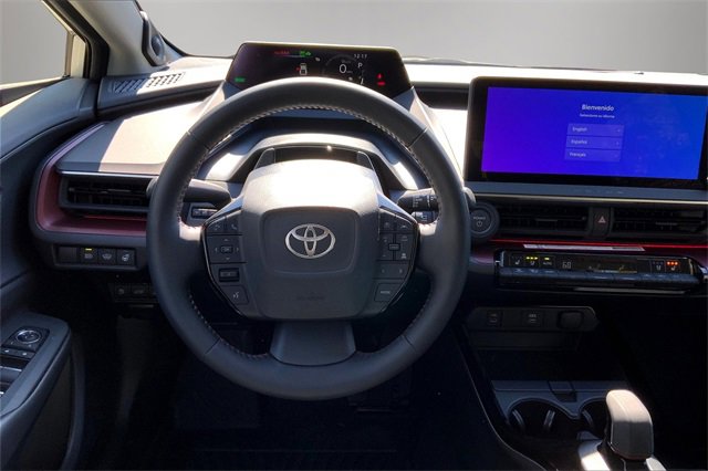 Used 2025 Toyota Prius Plug-In Hybrid image 5