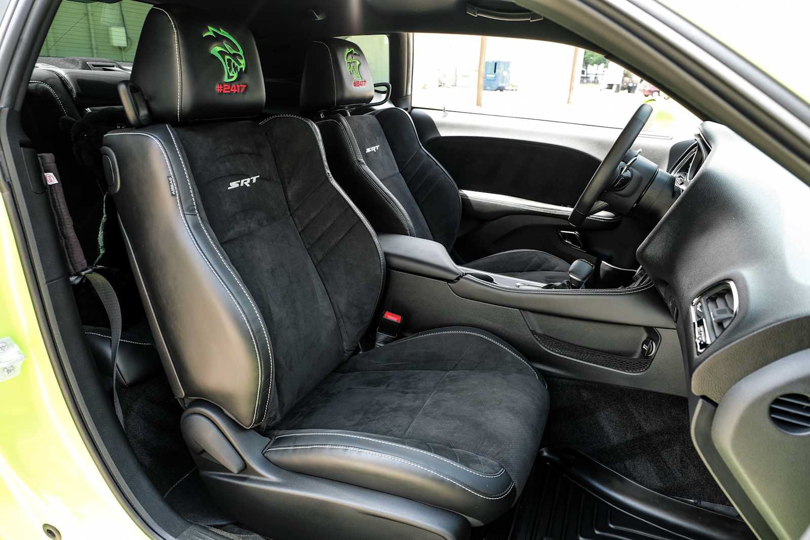 Used 2015 Dodge Challenger SRT Hellcat RWD image 34