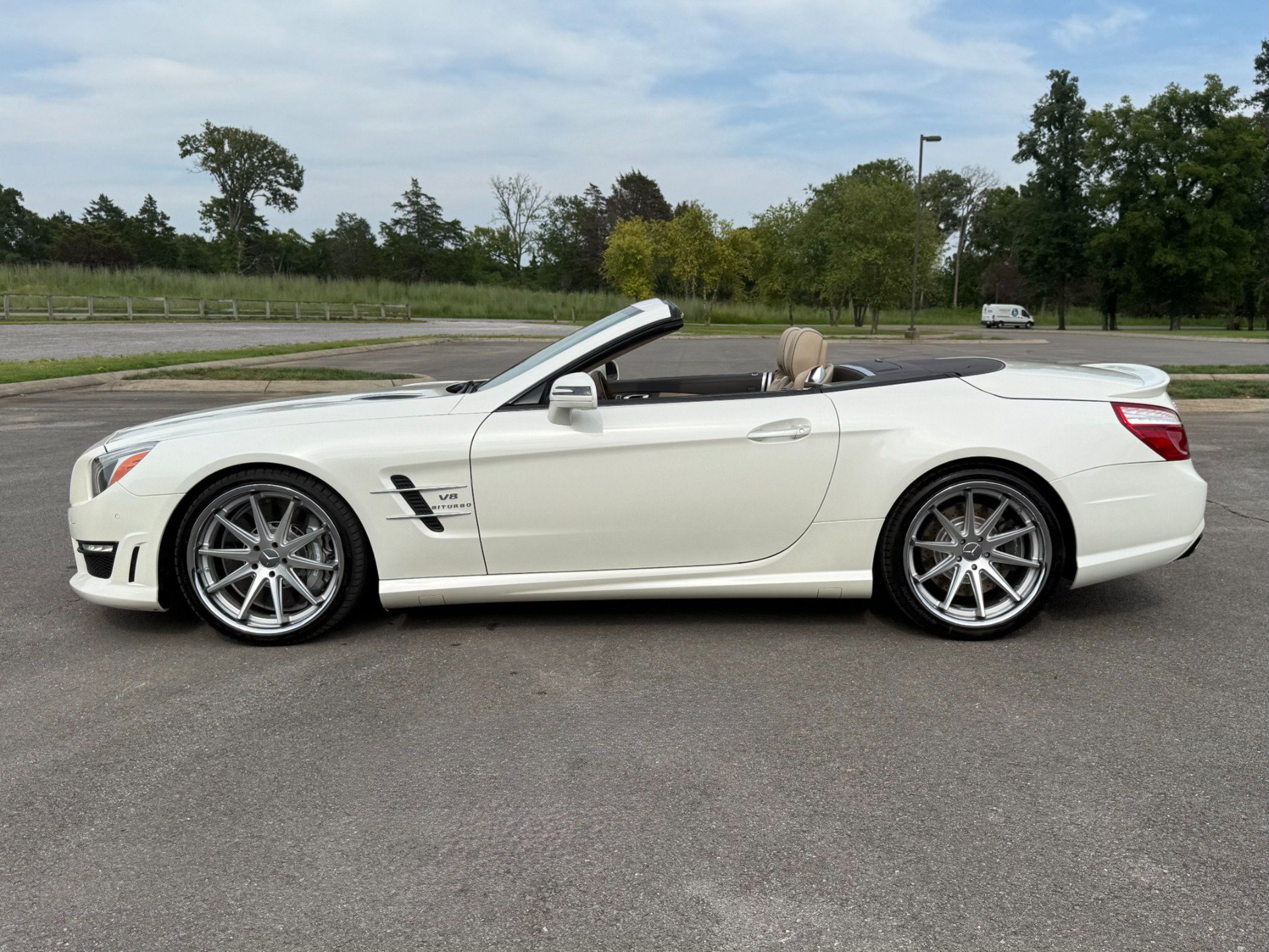 Used 2013 Mercedes-Benz SL 63 AMG image 7