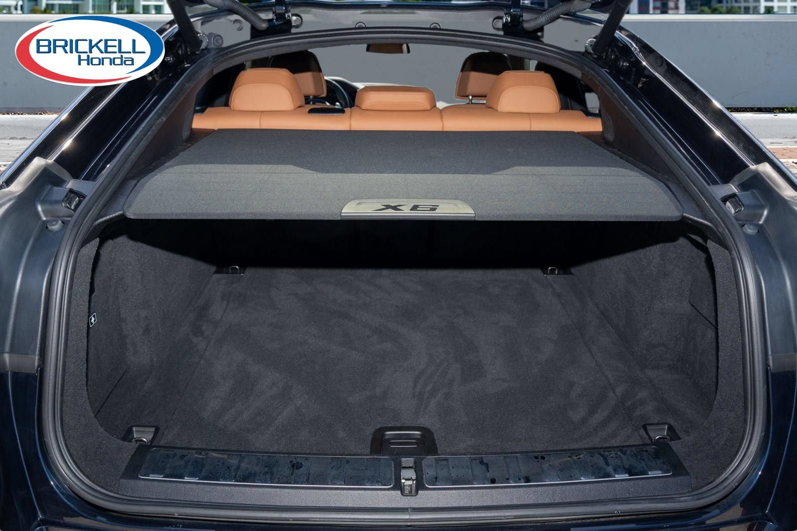 Used 2023 BMW X6 M50i w/ Executive Package AWD/4WD image 9