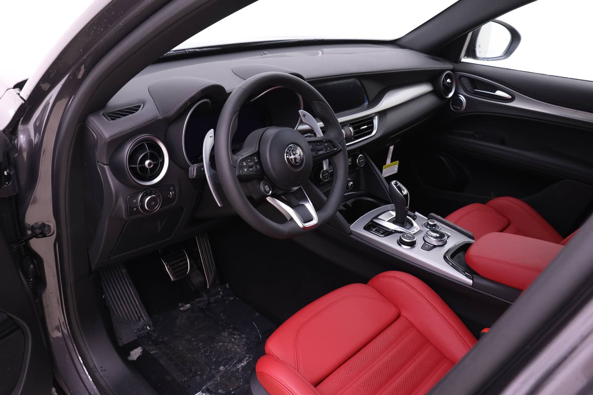 New 2026 Alfa Romeo Stelvio Sprint image 6