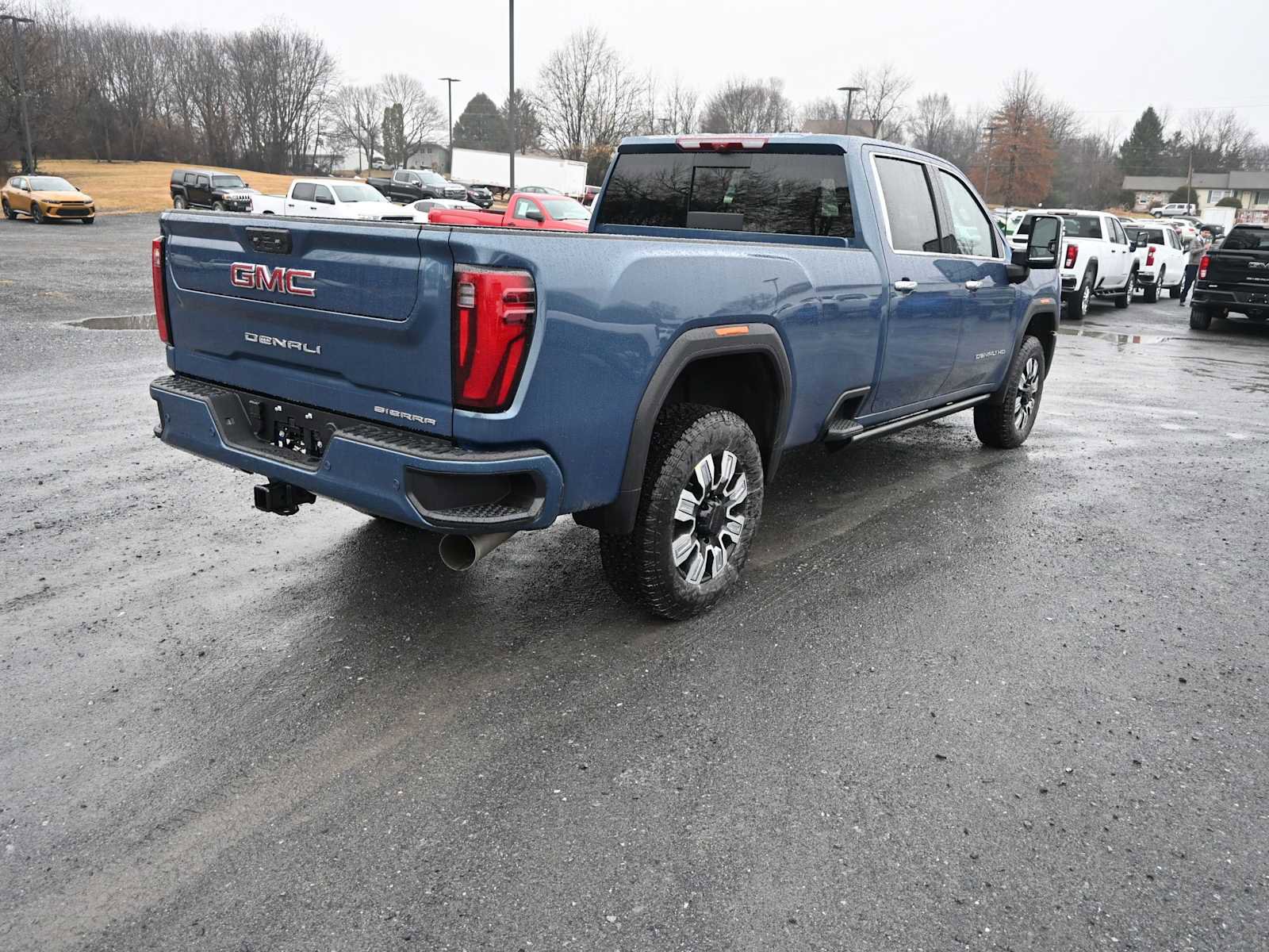 New 2026 GMC Sierra 3500 Denali w/ Denali Reserve Package image 3
