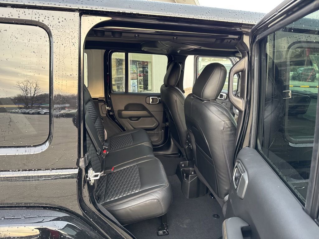 New 2025 Jeep Wrangler Sahara w/ Technology Group image 9