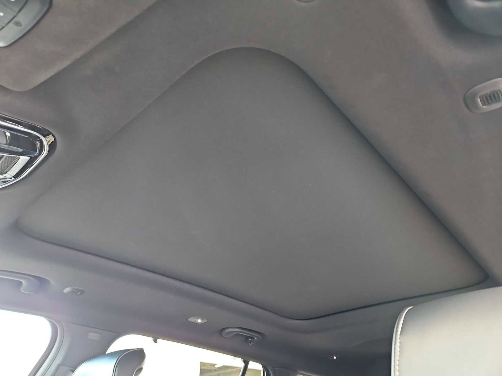 Used 2022 Jeep Grand Cherokee L Overland w/ Luxury Tech Group IV image 20