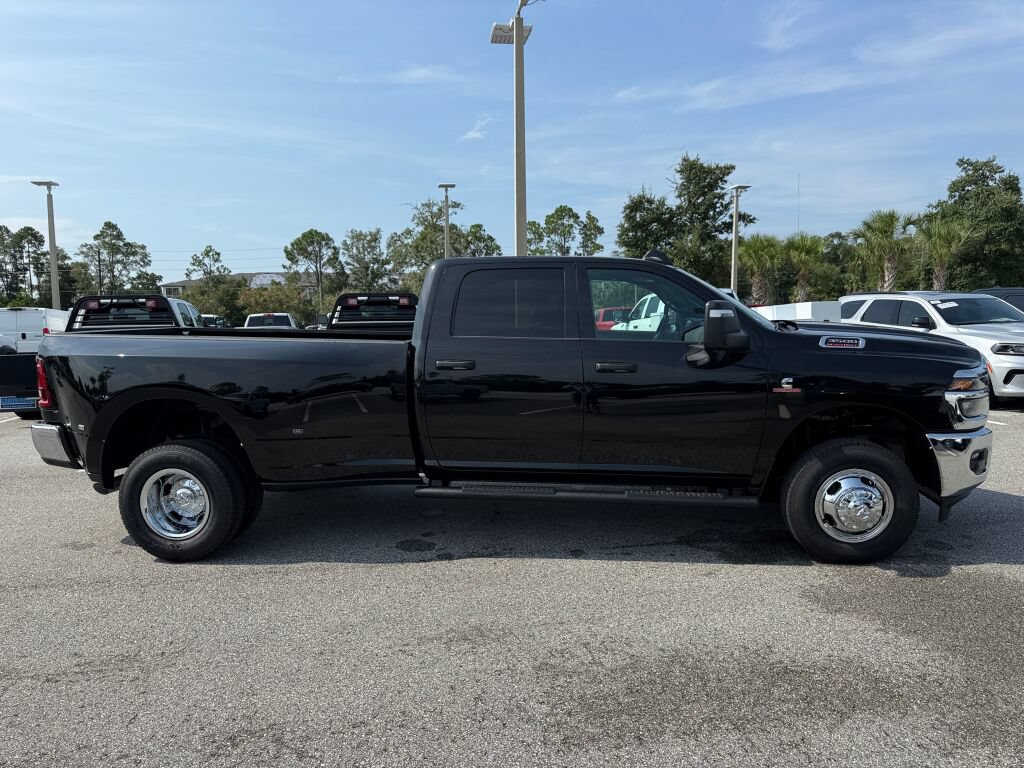 New 2026 RAM 3500 Tradesman AWD/4WD image 2