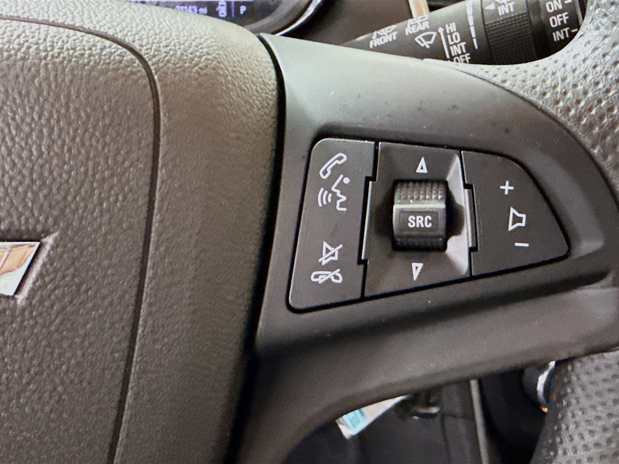 Used 2020 Chevrolet Trax LS w/ Tint and Cruise Package image 15