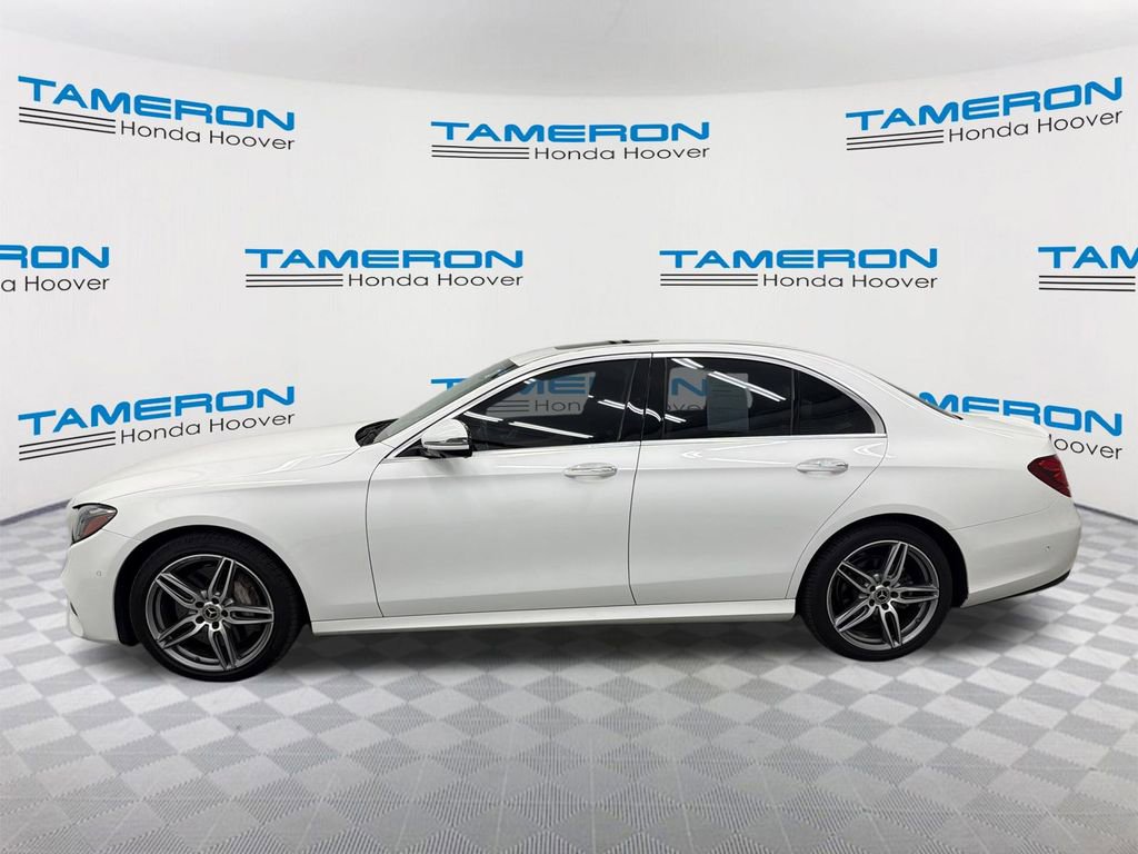 Used 2019 Mercedes-Benz E 300 4MATIC image 2