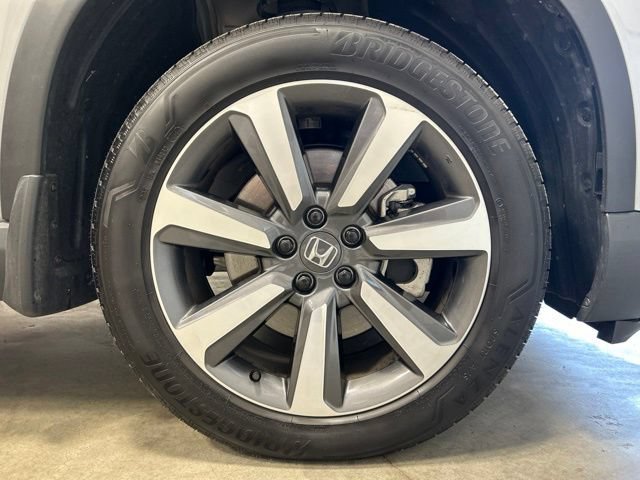 Certified 2023 Honda Pilot Touring image 12