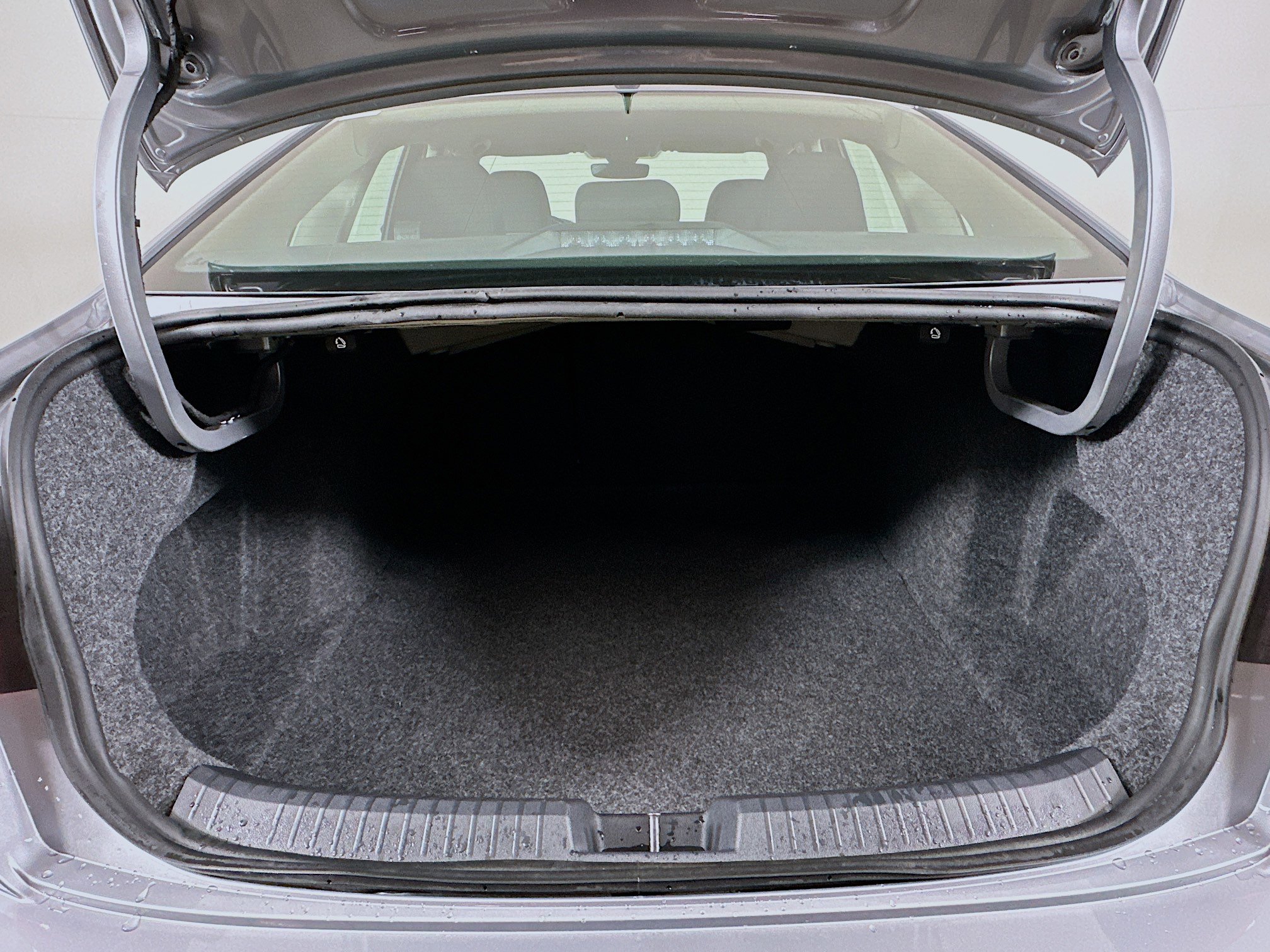 Used 2025 Volkswagen Jetta S image 27