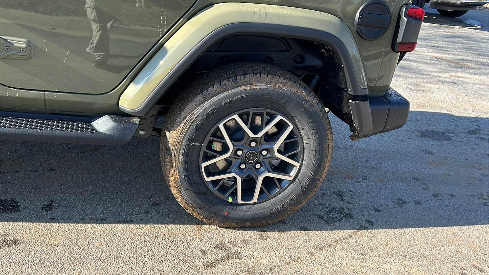 New 2026 Jeep Wrangler Unlimited Sahara AWD/4WD image 12