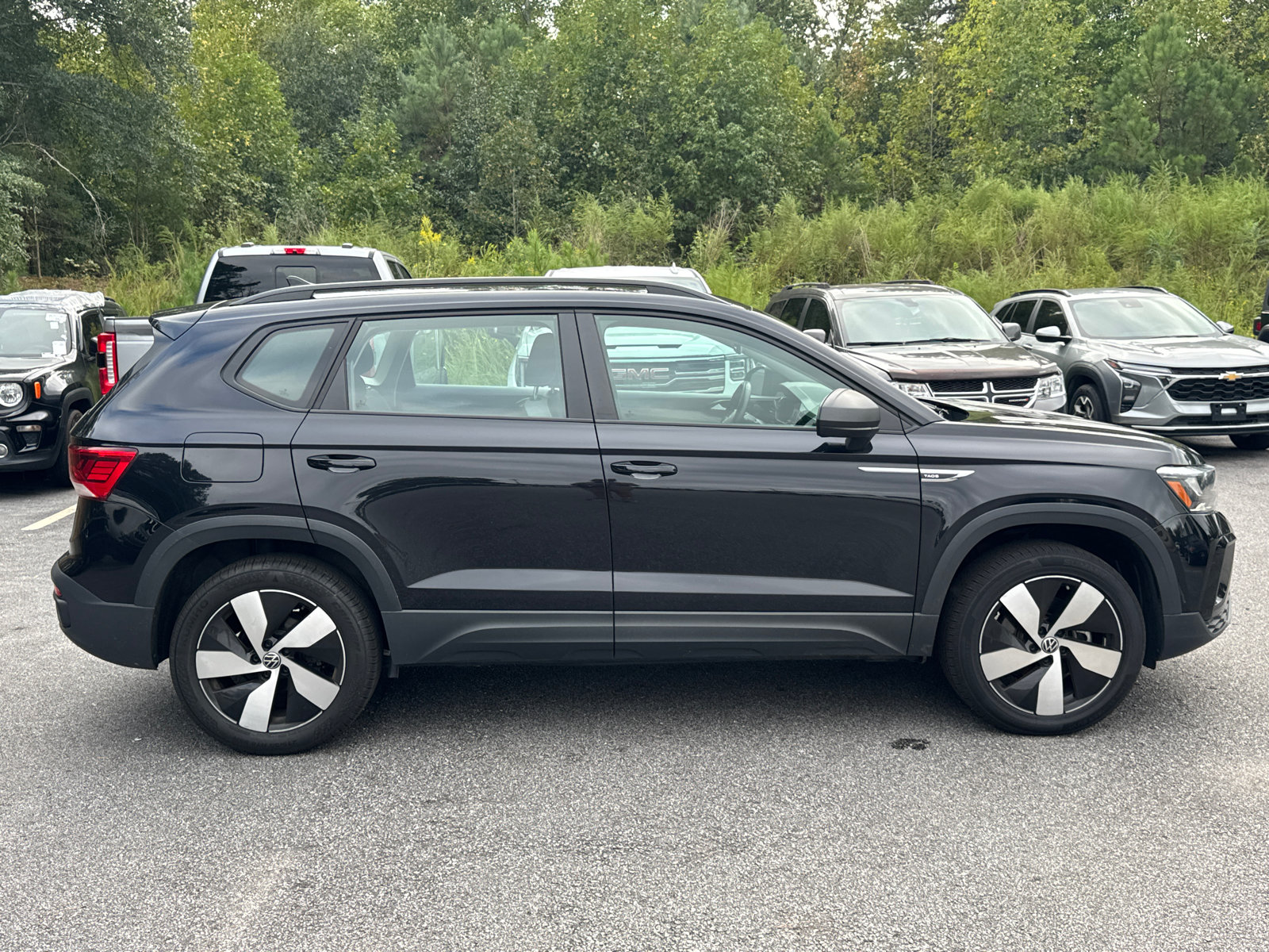 Used 2024 Volkswagen Taos S AWD/4WD image 4