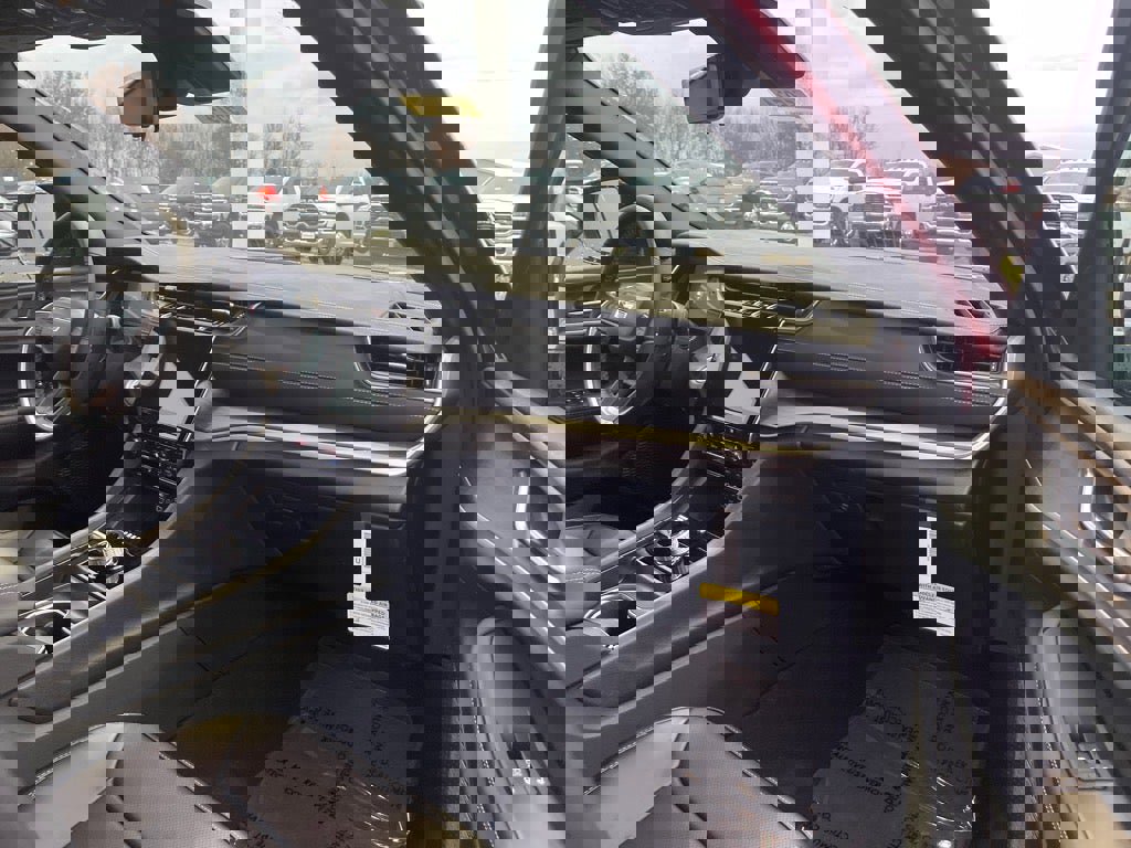 New 2025 Jeep Grand Cherokee L Limited w/ Luxury Tech Group II image 23