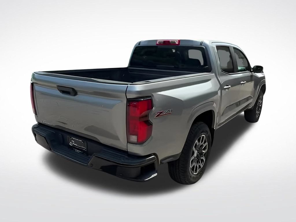 Used 2024 Chevrolet Colorado Z71 w/ Safety Package AWD/4WD image 15