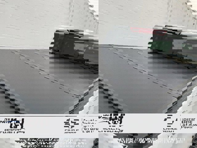 Used 2023 GMC Sierra 1500 SLE image 12