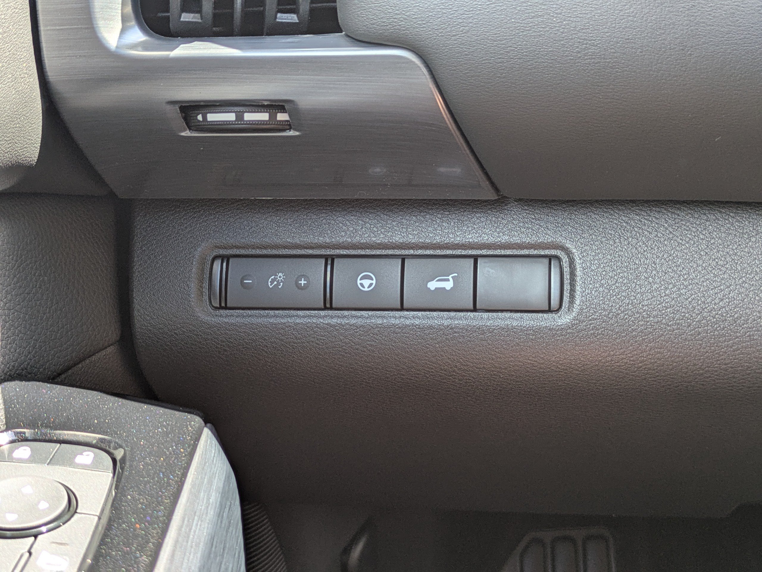 New 2026 Nissan Pathfinder SL FWD image 27