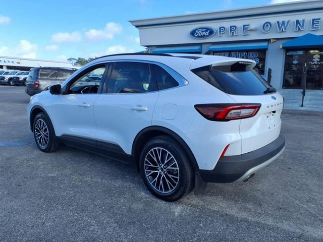 Certified 2023 Ford Escape SE w/ PHEV Premium Package image 10